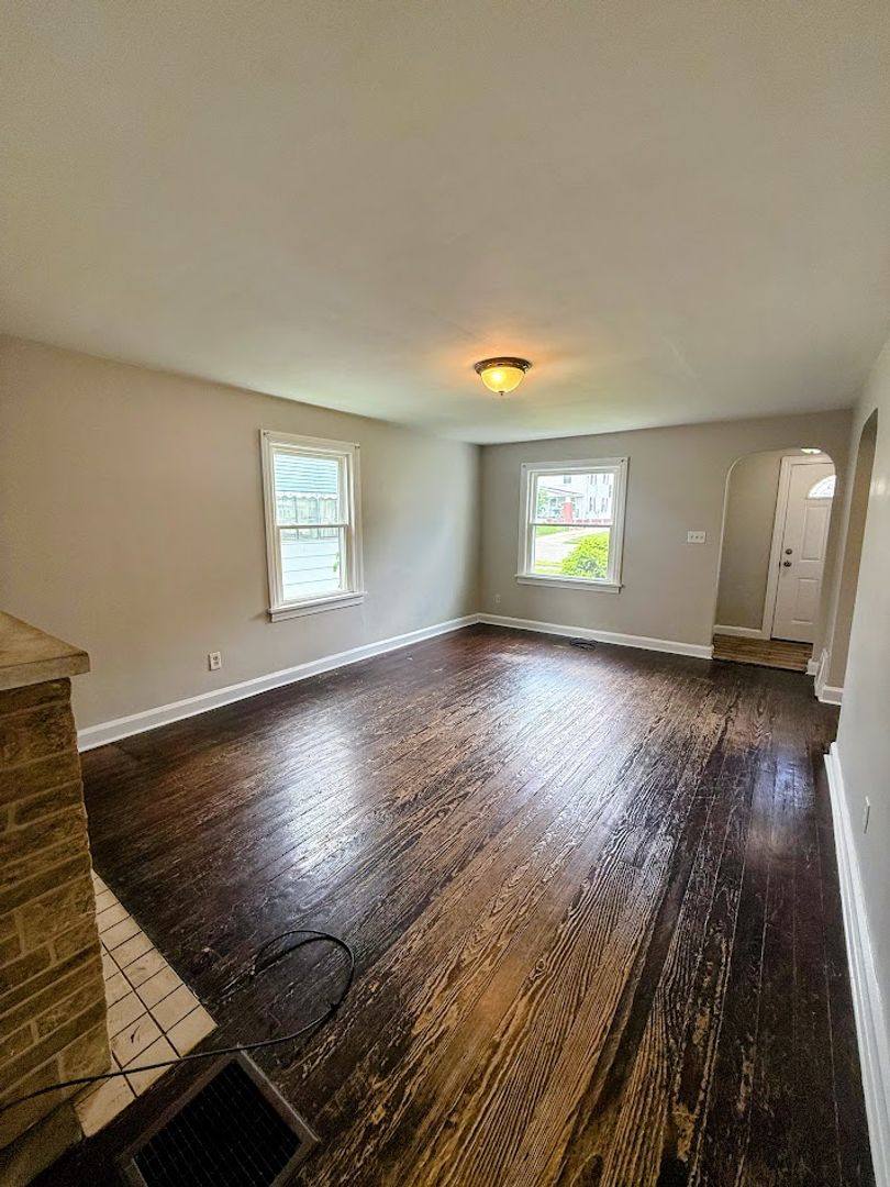 House for rent at 3034 12th St NW, Canton, OH 44708
