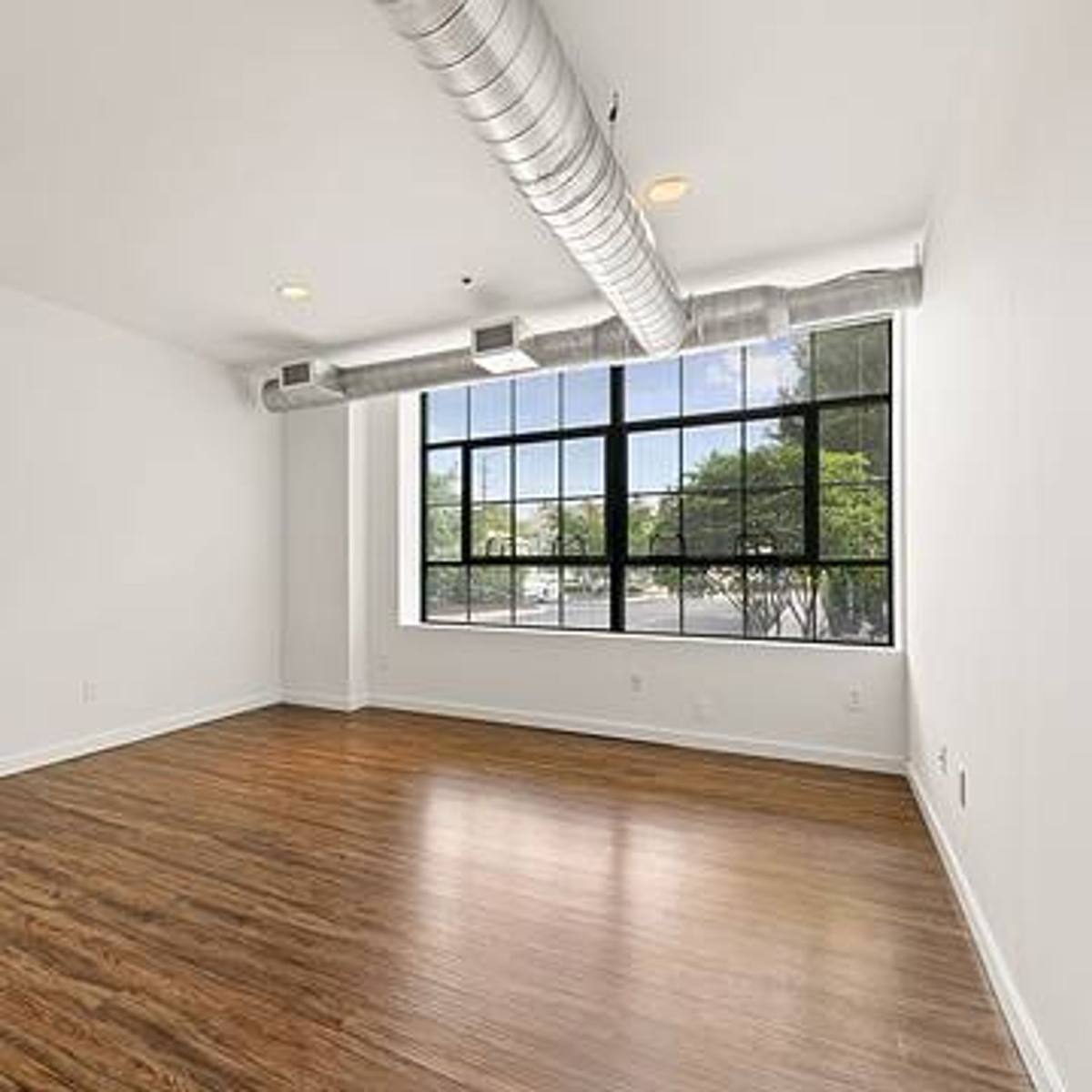 Apartment for rent at 200 S Line St, Lansdale, PA 19446
