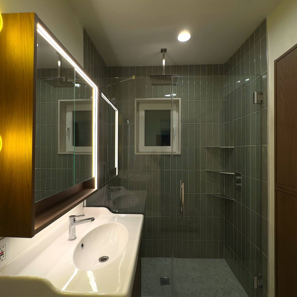 Apartment for rent at 5346 W Montrose Ave #2, Chicago, IL 60641