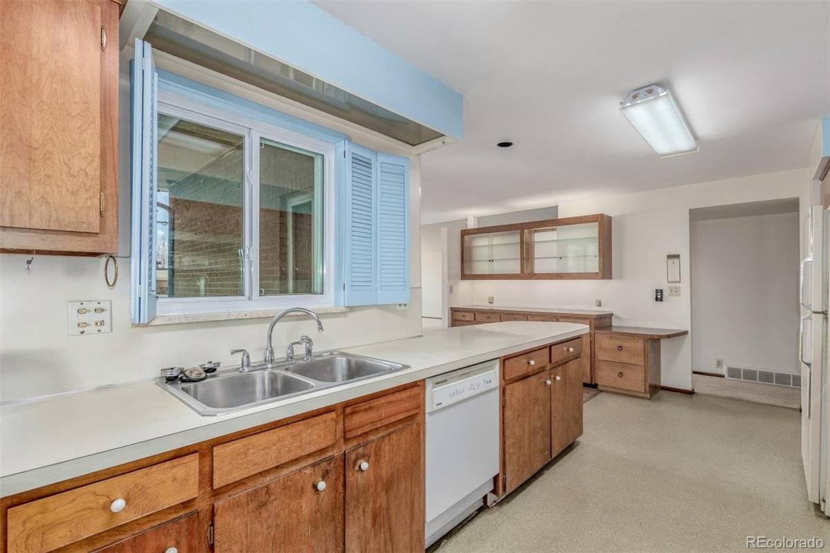 House for rent at 680 S Canosa Court, Denver, CO 80219