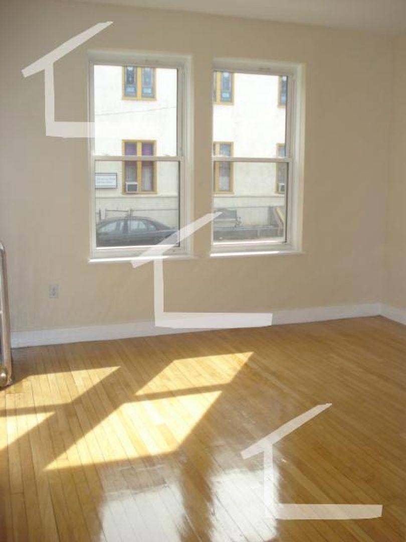Condo for rent at 9 Strathmore #4F, Brookline, MA 02445