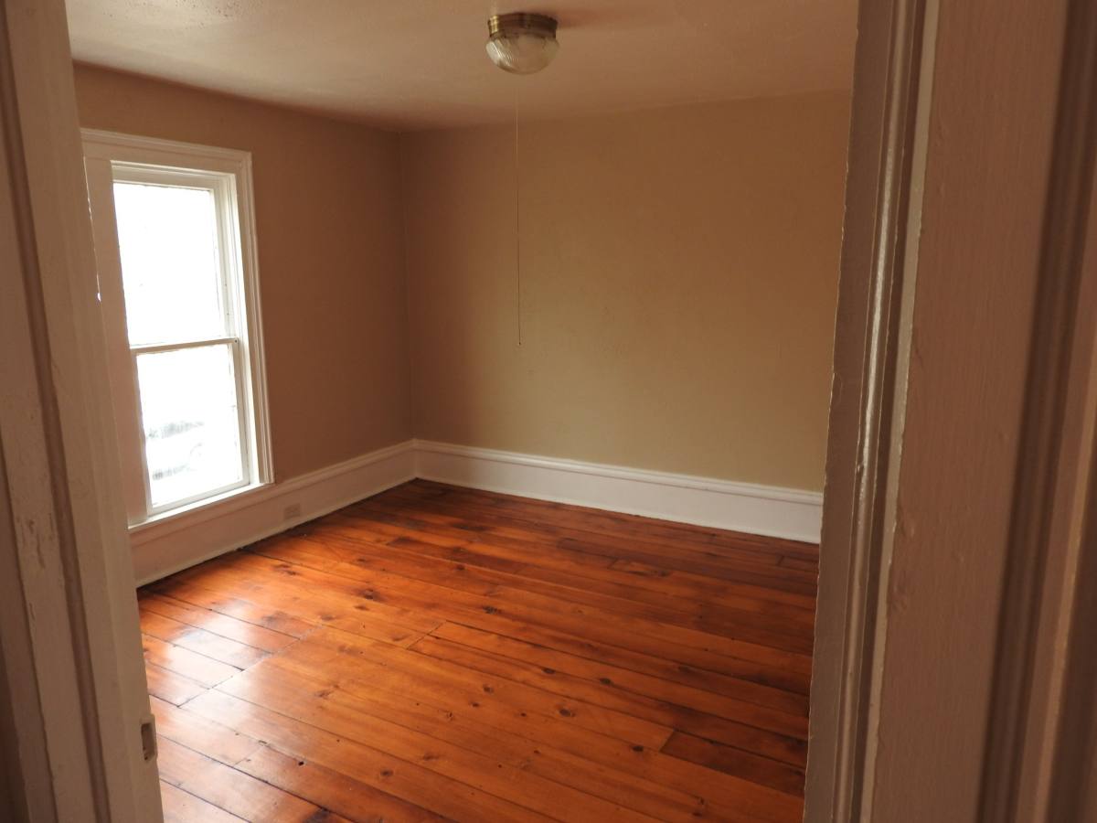 Apartment for rent at 827 Fulton St W #2, Grand Rapids, MI 49504