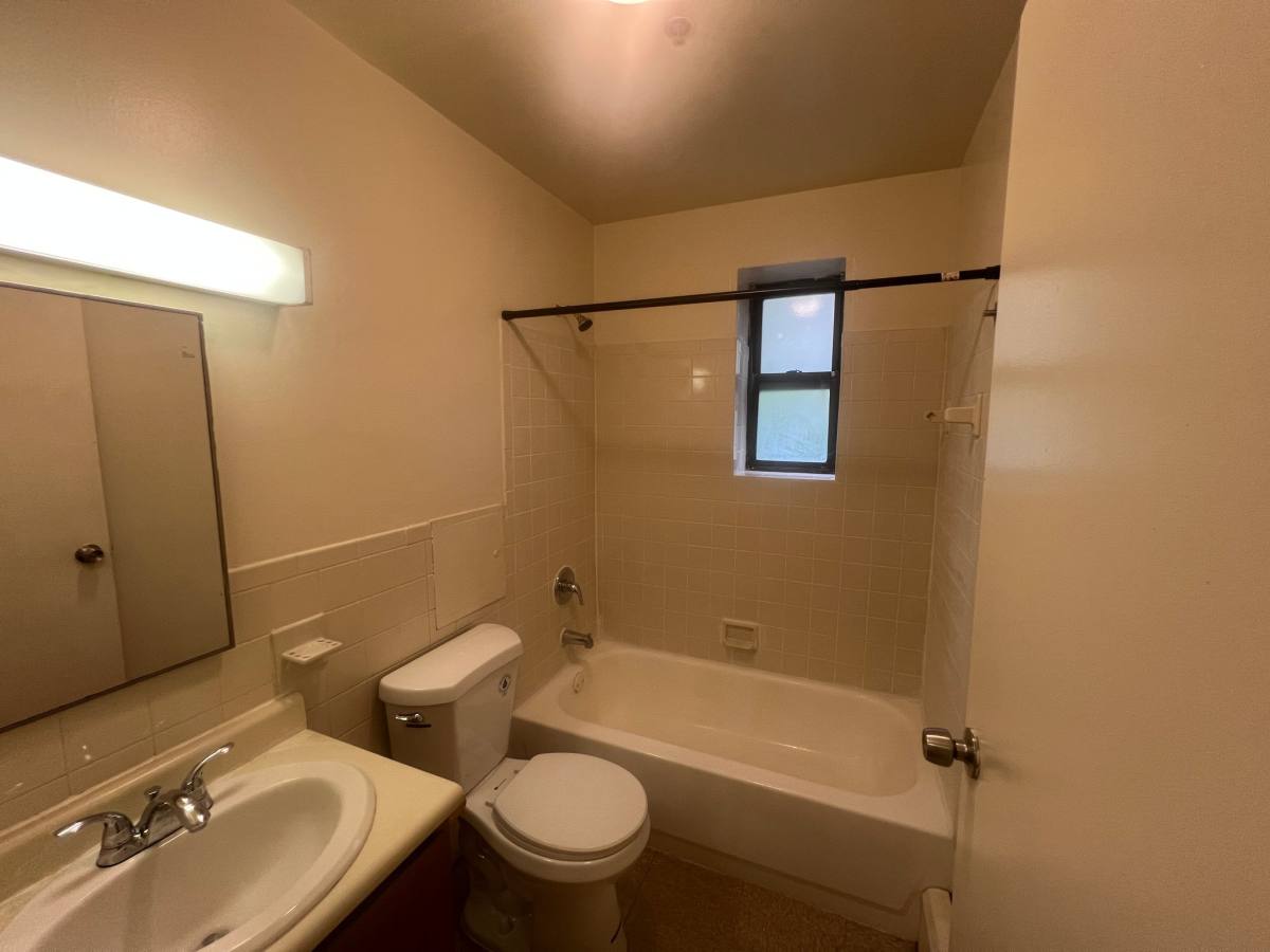 Apartment for rent at 505 Elizabeth Ave #6B, Newark, NJ 07112