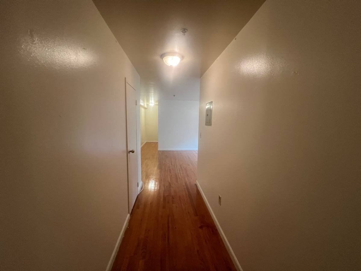 Apartment for rent at 505 Elizabeth Ave #6B, Newark, NJ 07112