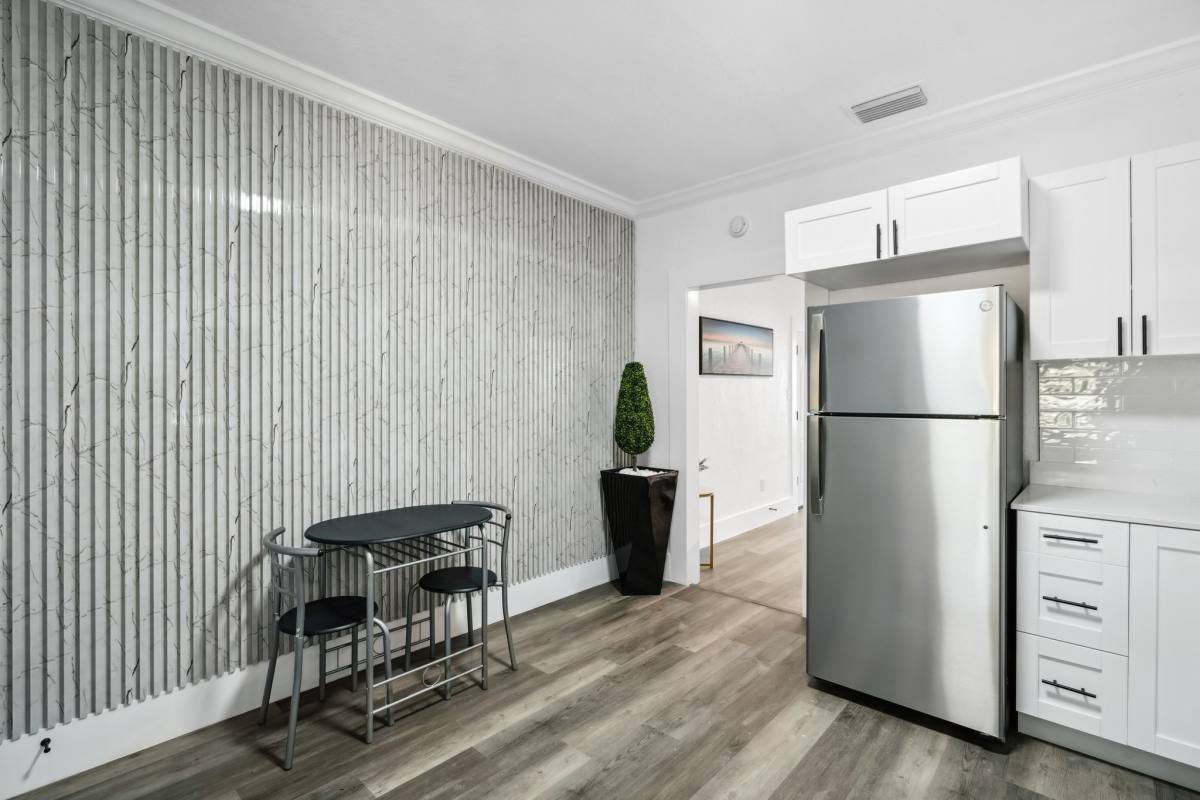 Apartment for rent at 806 E Chelsea St #3, Tampa, FL 33603