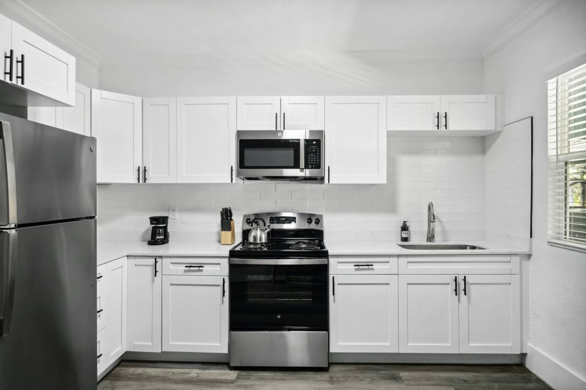 Apartment for rent at 806 E Chelsea St #3, Tampa, FL 33603