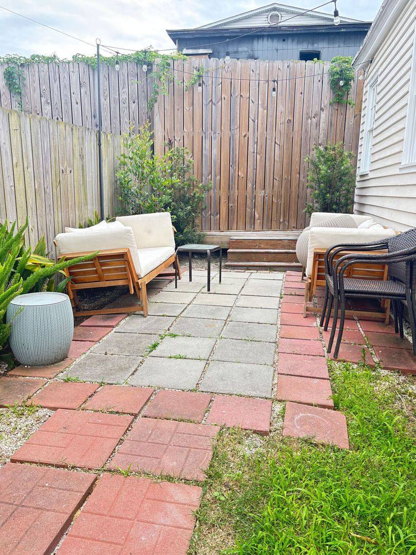 House for rent at 11 H St, Charleston, SC 29403