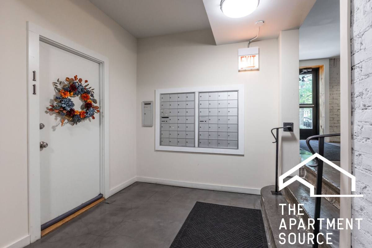 Apartment for rent at 2420 N Kedzie Blvd #205, Chicago, IL 60647