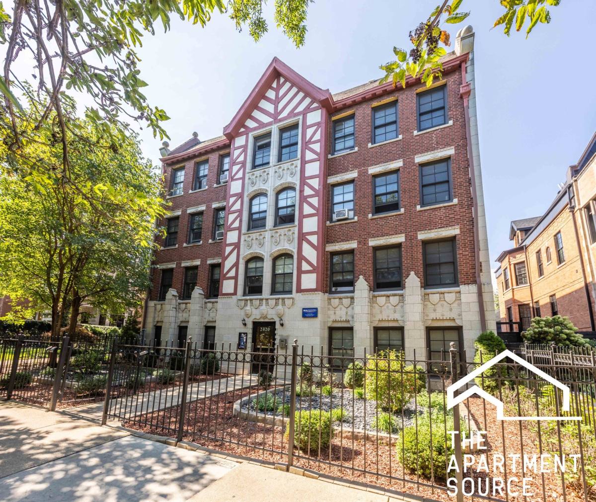 Apartment for rent at 2420 N Kedzie Blvd #205, Chicago, IL 60647