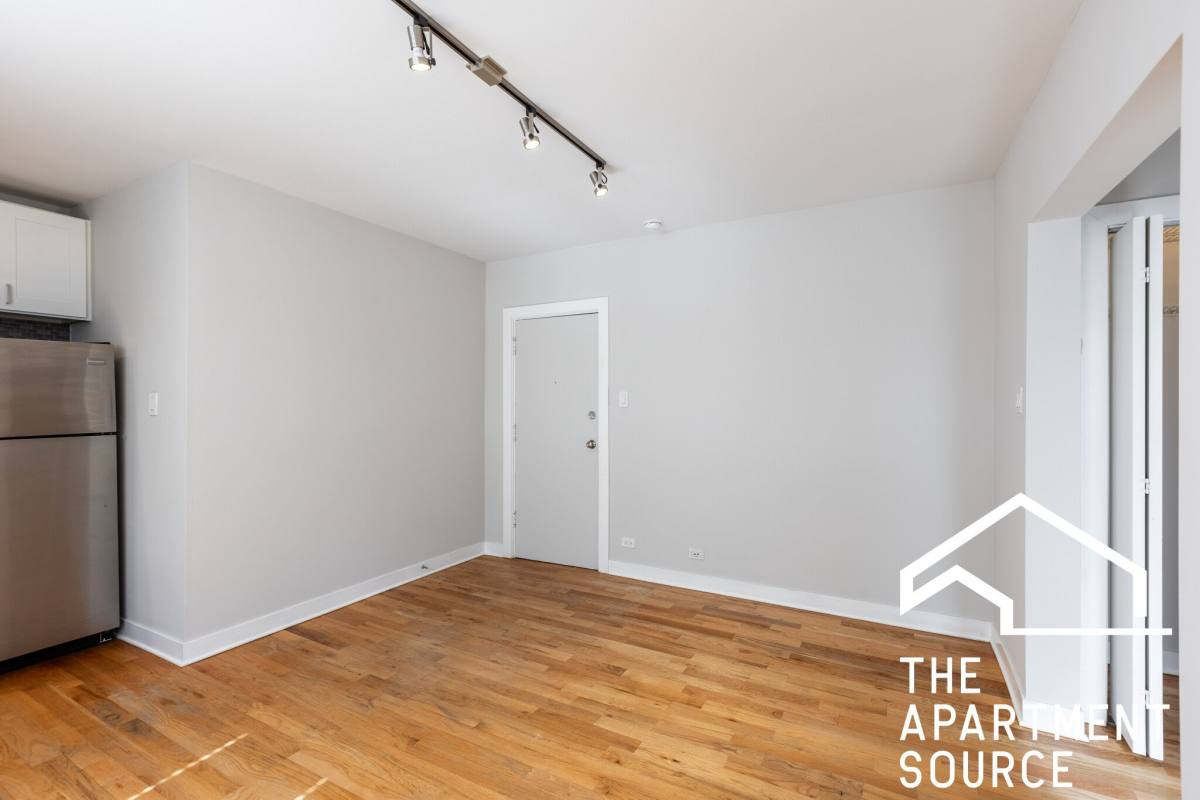 Apartment for rent at 2420 N Kedzie Blvd #205, Chicago, IL 60647