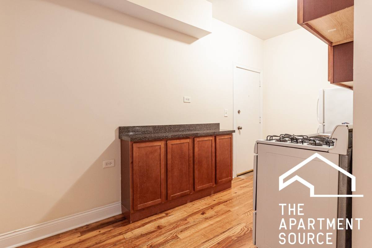 Apartment for rent at 2844 N Orchard St #35, Chicago, IL 60657