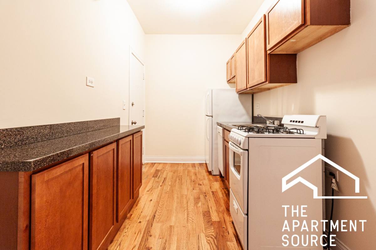 Apartment for rent at 2844 N Orchard St #35, Chicago, IL 60657