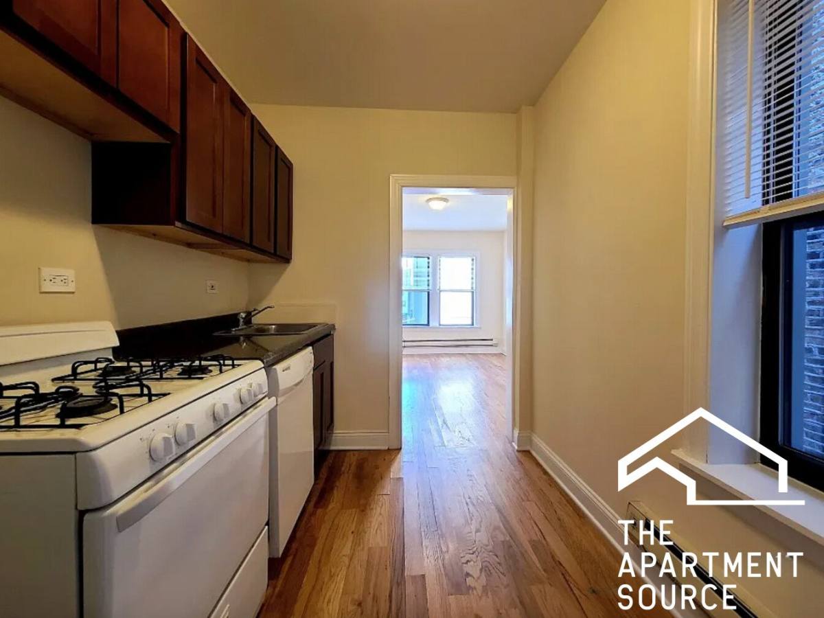 Apartment for rent at 2844 N Orchard St #35, Chicago, IL 60657