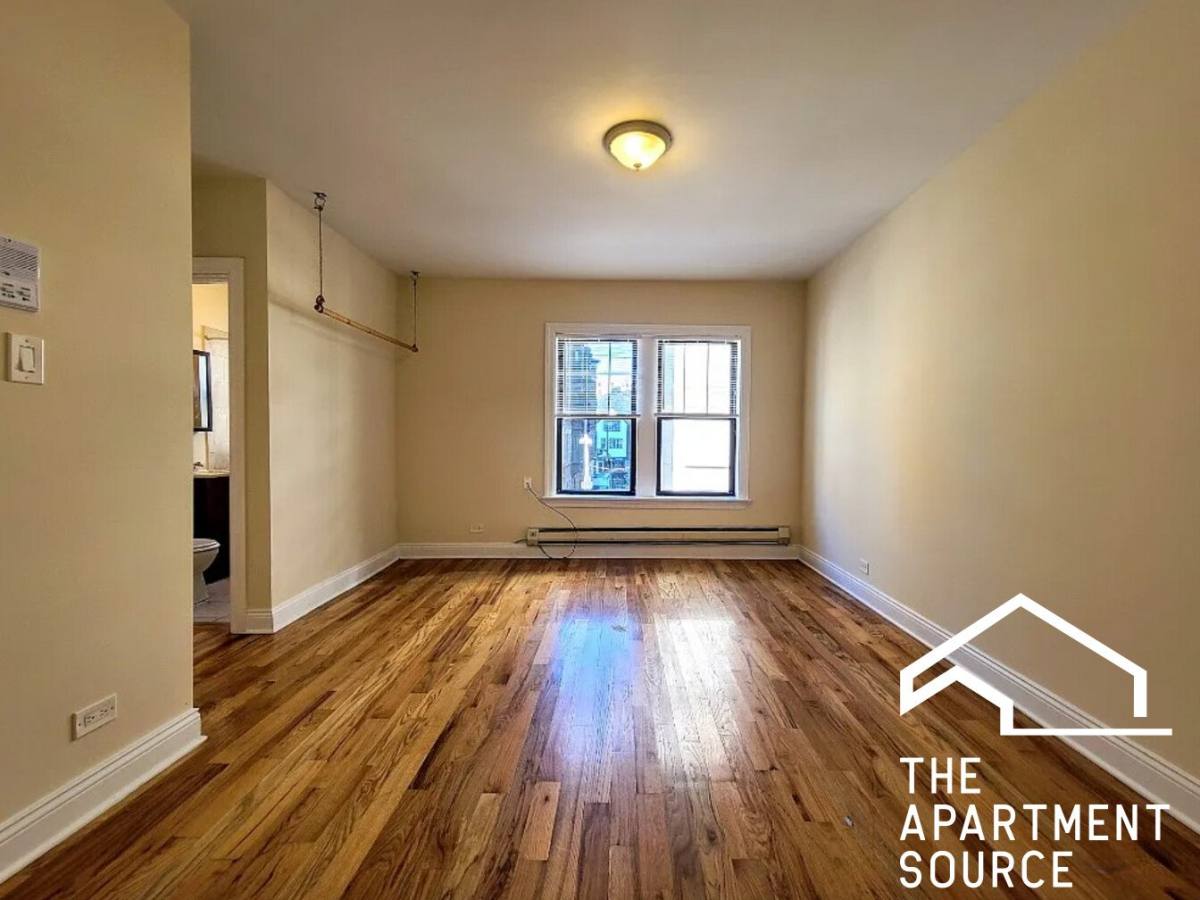 Apartment for rent at 2844 N Orchard St #35, Chicago, IL 60657