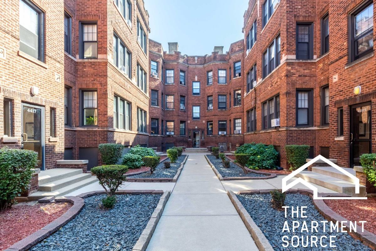 Apartment for rent at 4415 N Wolcott Ave #B3, Chicago, IL 60640