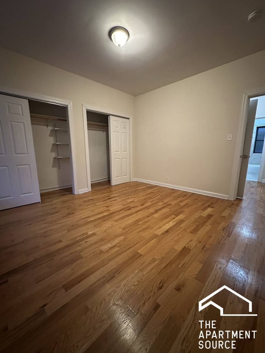 Apartment for rent at 1319 Oak Ave #C2, Evanston, IL 60201