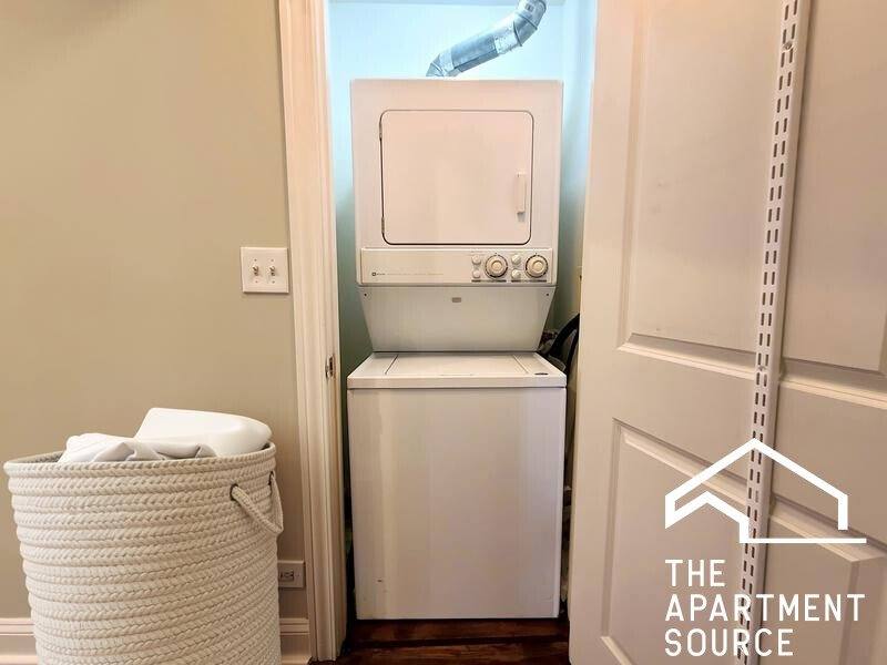 Apartment for rent at 750 W Addison St #GDN, Chicago, IL 60613
