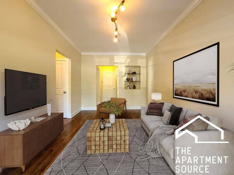 Apartment for rent at 750 W Addison St #GDN, Chicago, IL 60613