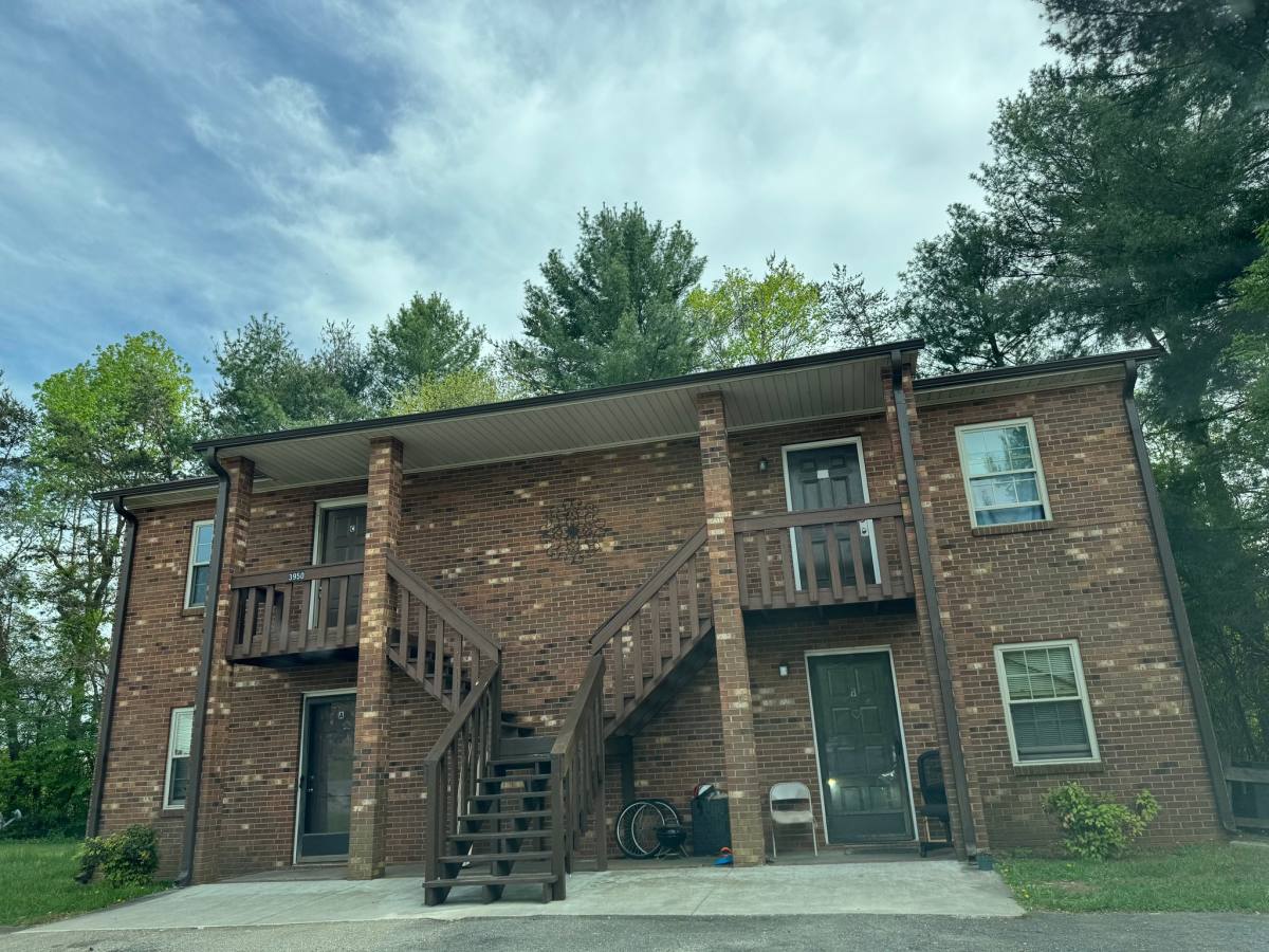Apartment for rent at 3950 Bradford Court #A, Winston Salem, NC 27106