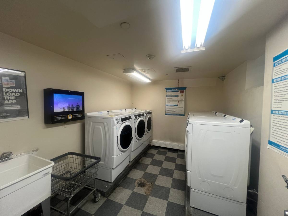 Apartment for rent at 9 Fabyan Place #3C, Newark, NJ 07108