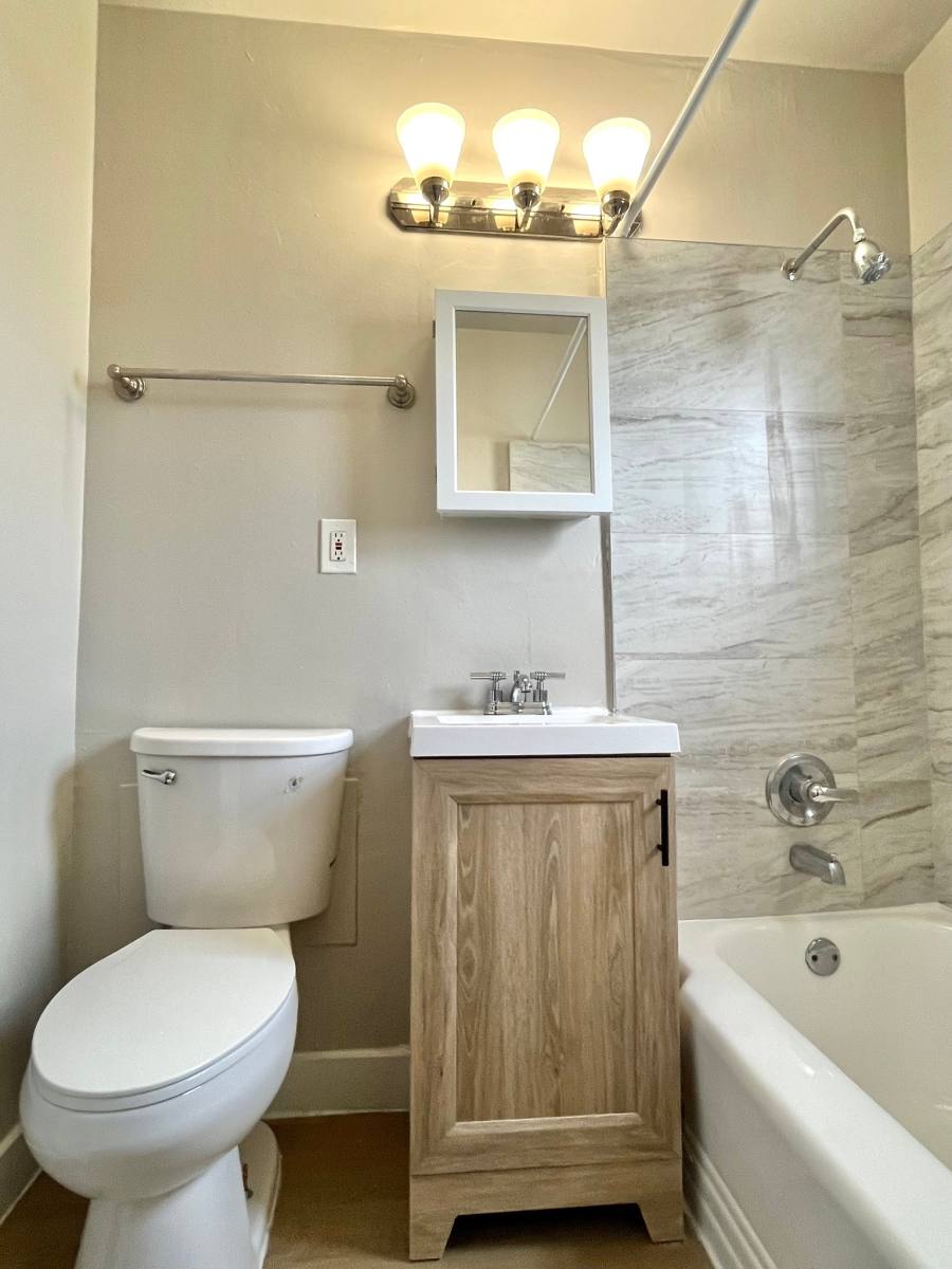 Apartment for rent at 3406 Virginia Rd #1, Los Angeles, CA 90019