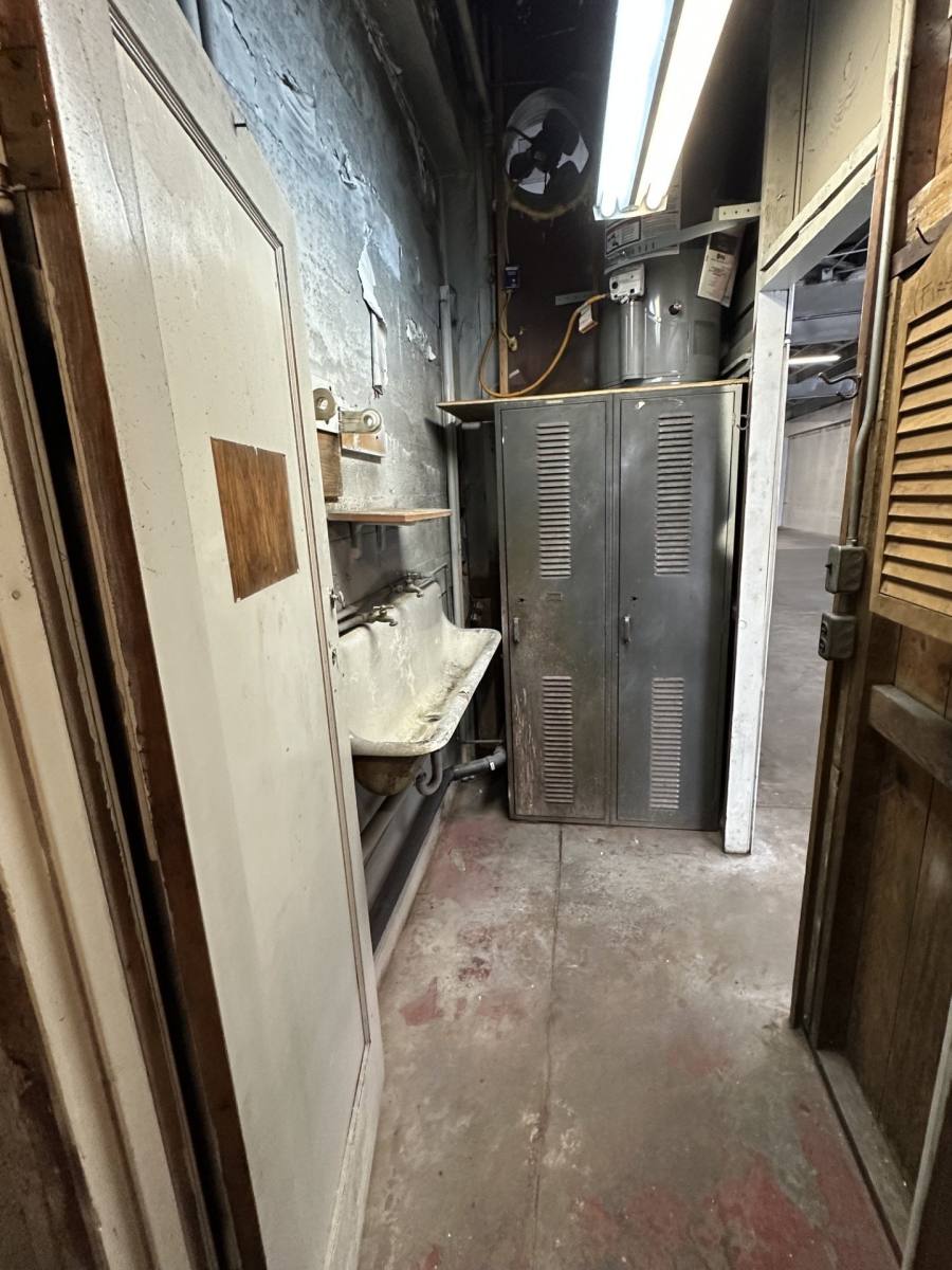 House for rent at 1240 E 12th St #1, Oakland, CA 94606