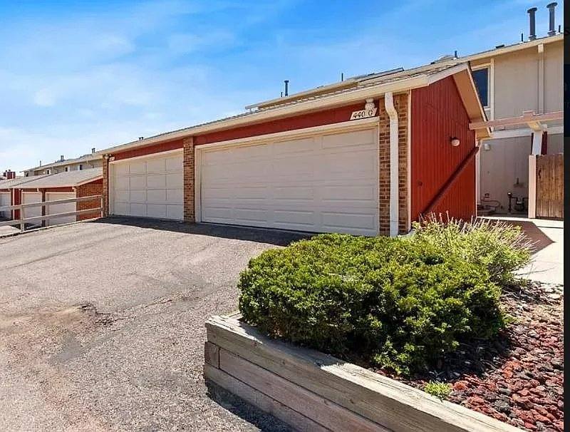Condo for rent at 440 W Rockrimmon Blvd #G, Colorado Springs, CO 80919