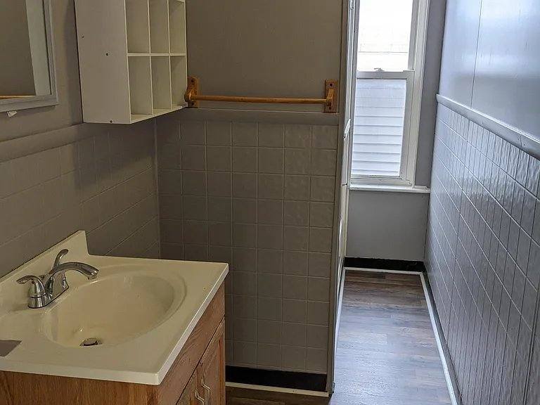 Apartment for rent at 171 Vernon St #3, Worcester, MA 01610