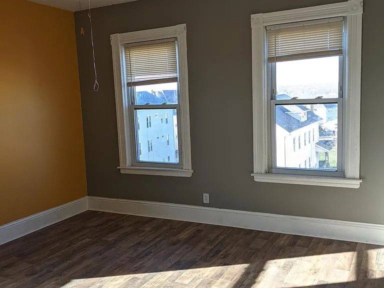 Apartment for rent at 171 Vernon St #3, Worcester, MA 01610