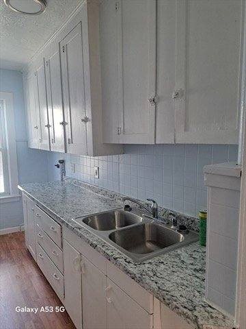Apartment for rent at 171 Vernon St #3, Worcester, MA 01610