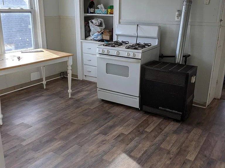 Apartment for rent at 171 Vernon St #3, Worcester, MA 01610