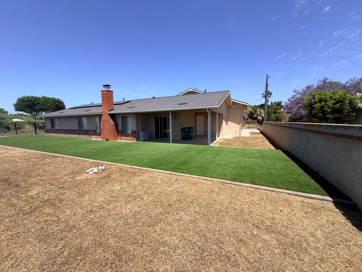 House for rent at 1723 Ivy Rd, Oceanside, CA 92054
