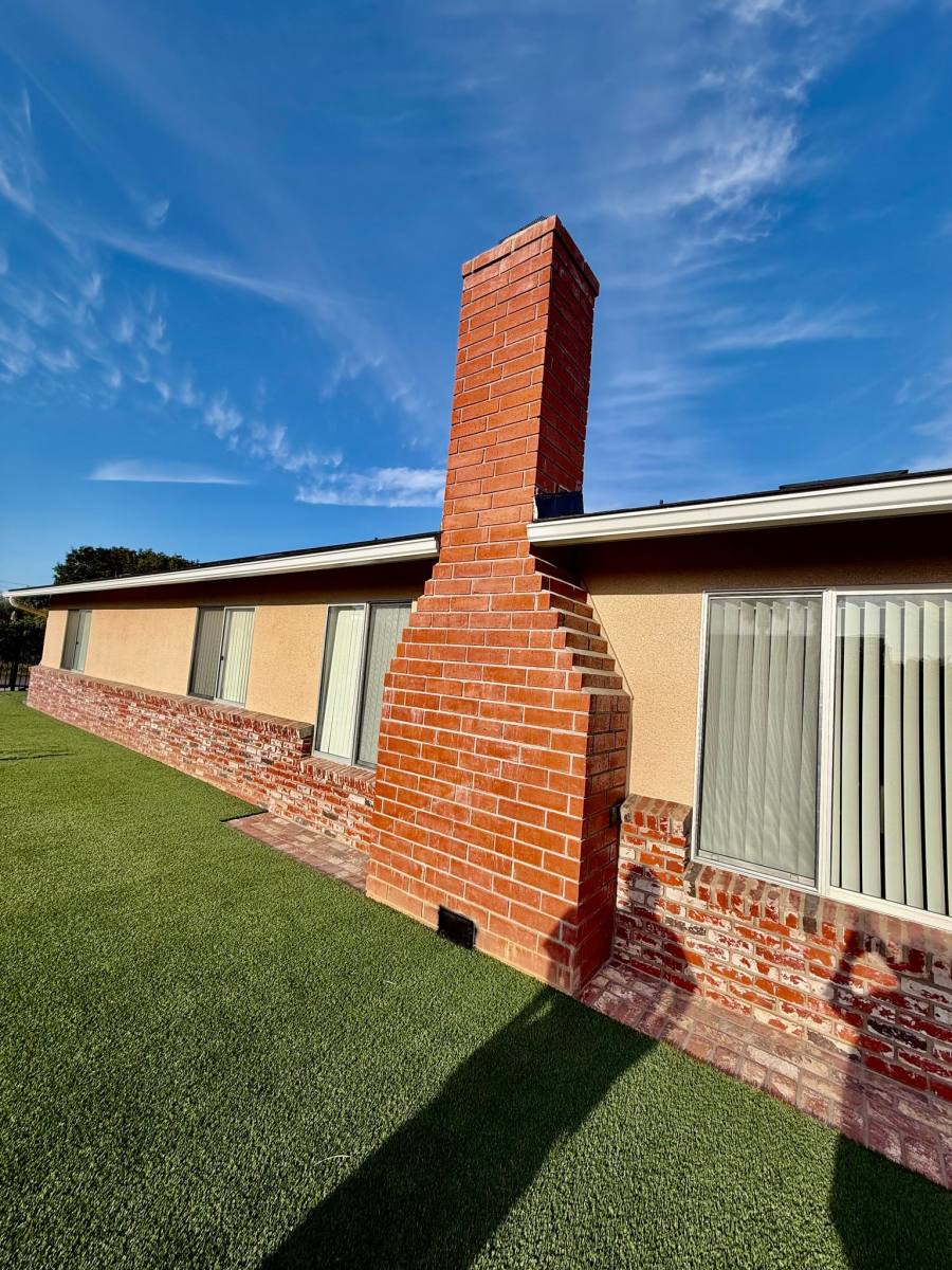 House for rent at 1723 Ivy Rd, Oceanside, CA 92054