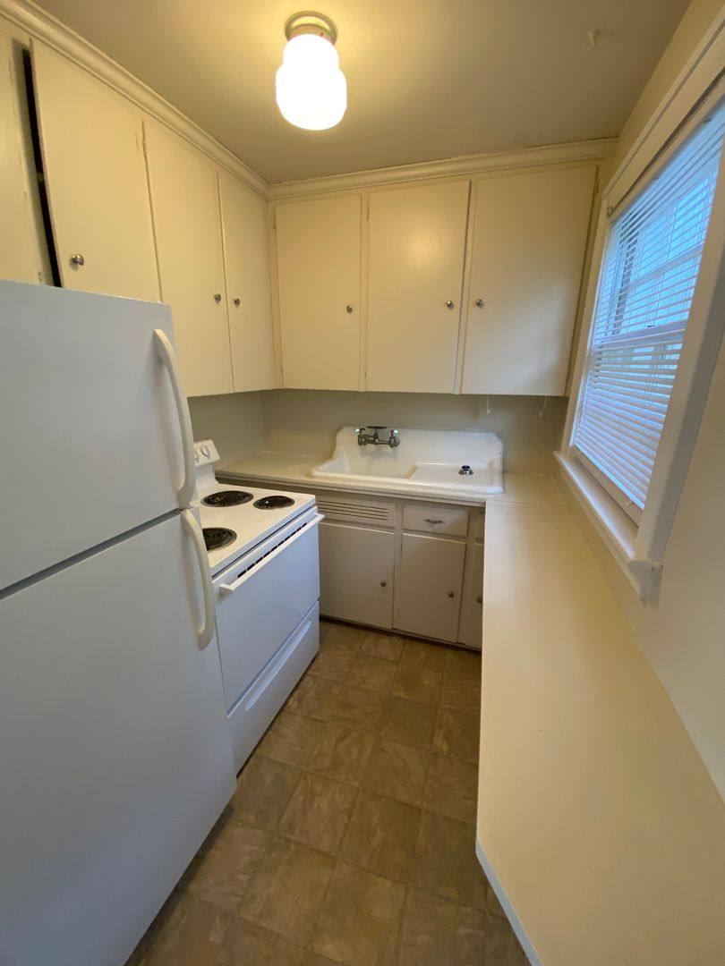 Apartment for rent at 3314 Pollock Place, Raleigh, NC 27607