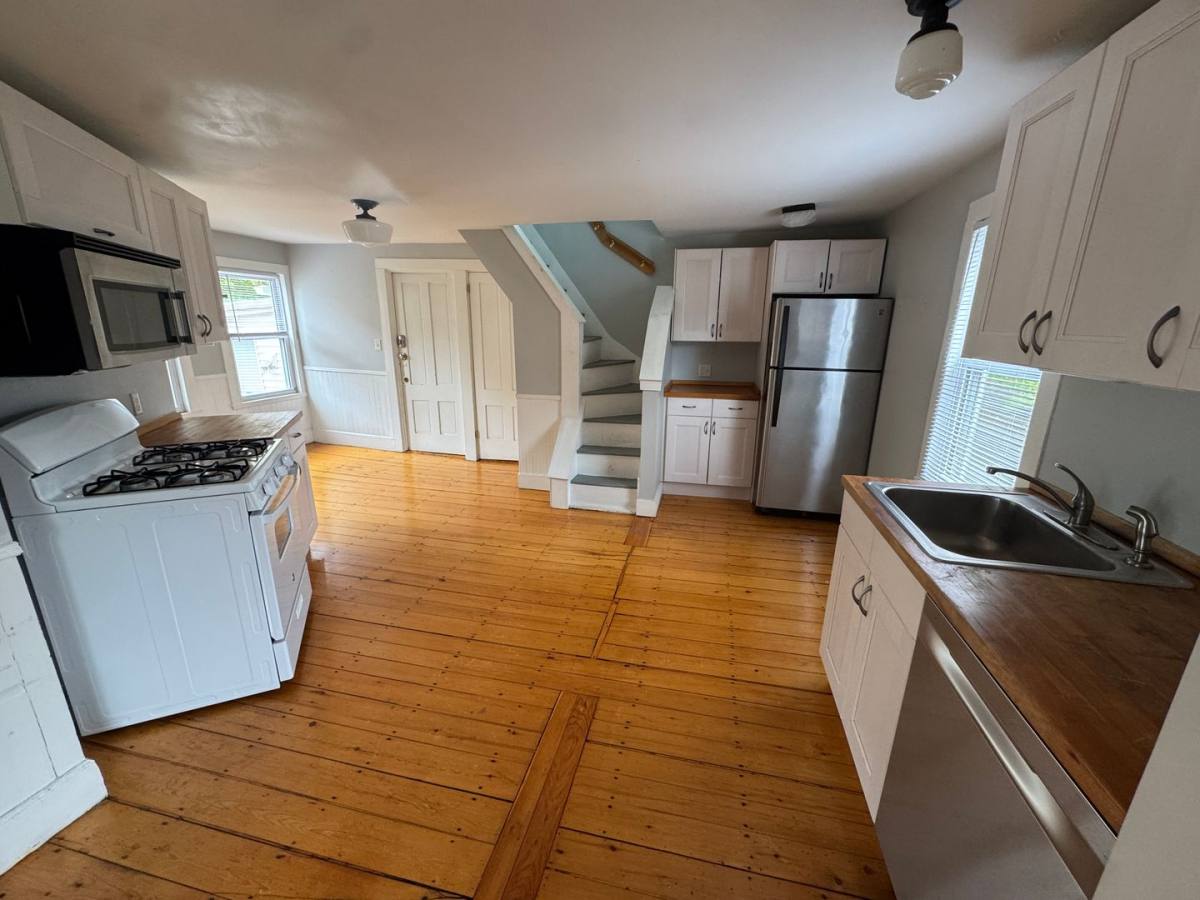 Apartment for rent at 11 Russell St, Portland, ME 04102