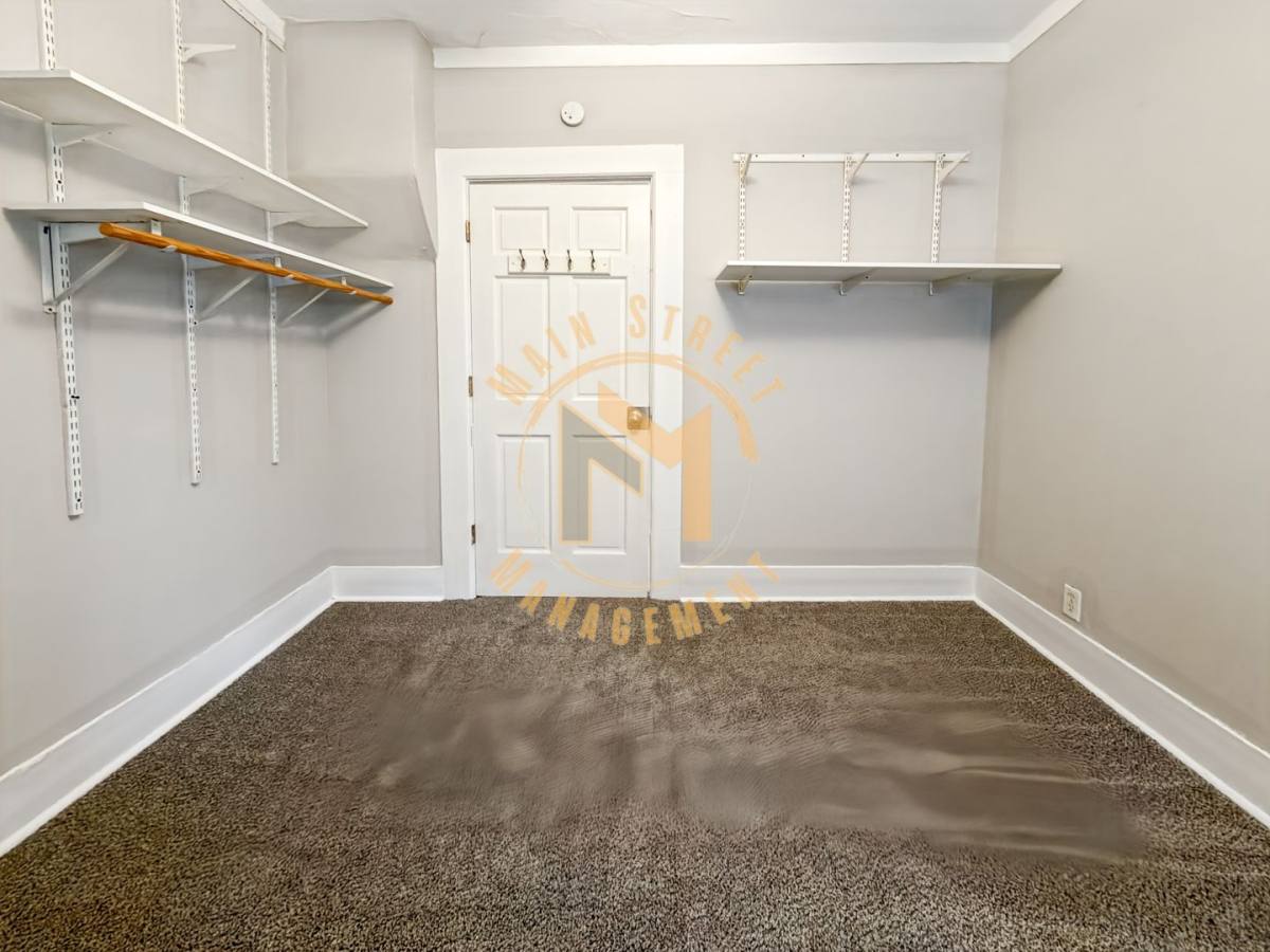 House for rent at 512 School Ave, Oshkosh, WI 54901