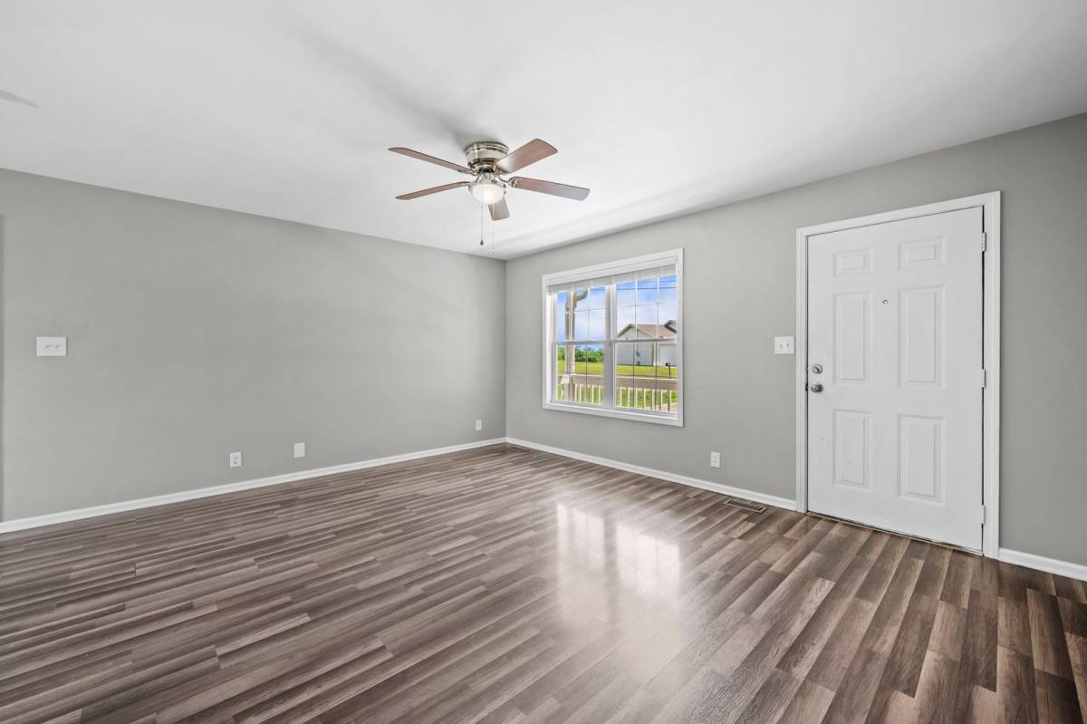 House for rent at 307 Pappy Dr, Oak Grove, KY 42262