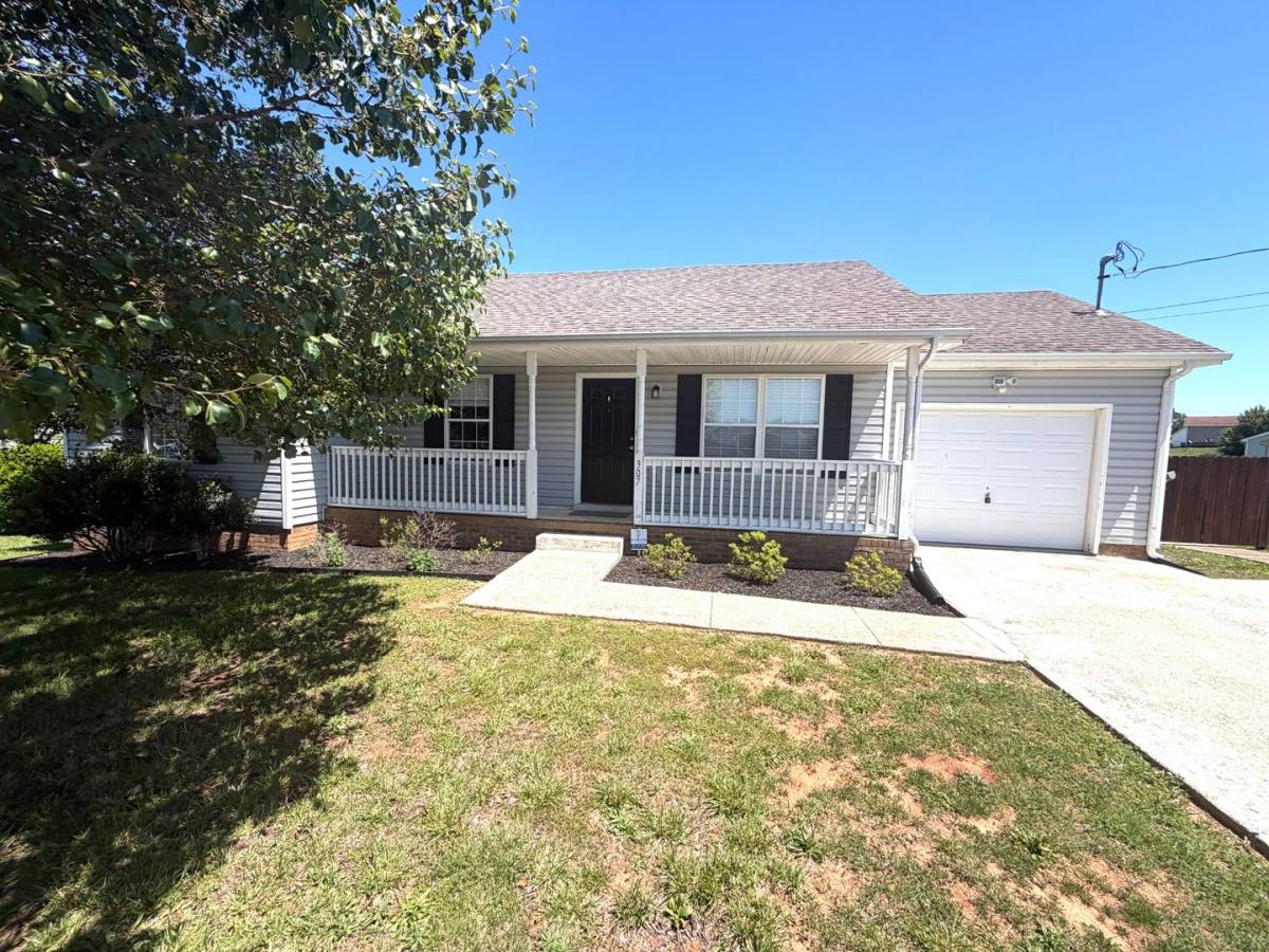 House for rent at 307 Pappy Dr, Oak Grove, KY 42262