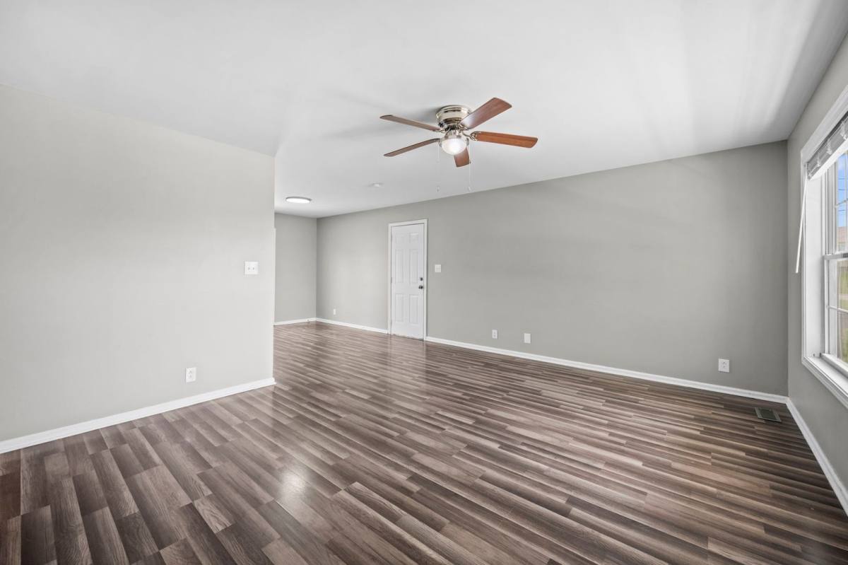 House for rent at 307 Pappy Dr, Oak Grove, KY 42262