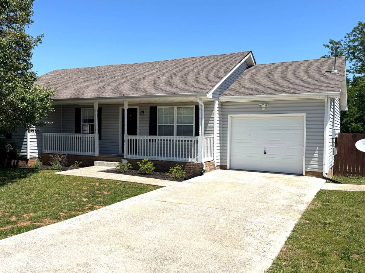 House for rent at 307 Pappy Dr, Oak Grove, KY 42262