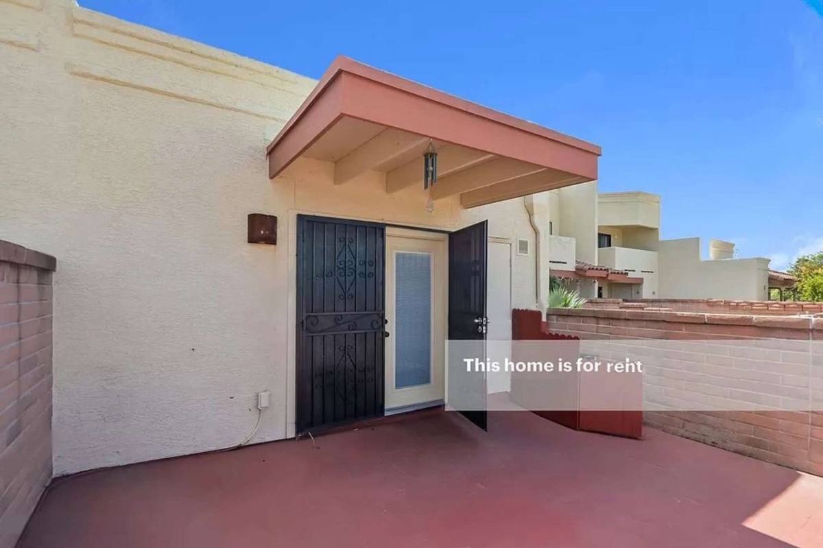 Condo for rent at 10123 E Achi St, Tucson, AZ 85748