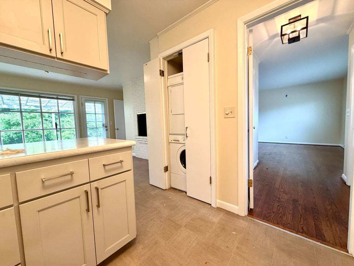 Apartment for rent at 5272-5278 SW Scholls Ferry Rd, Portland, OR 97225