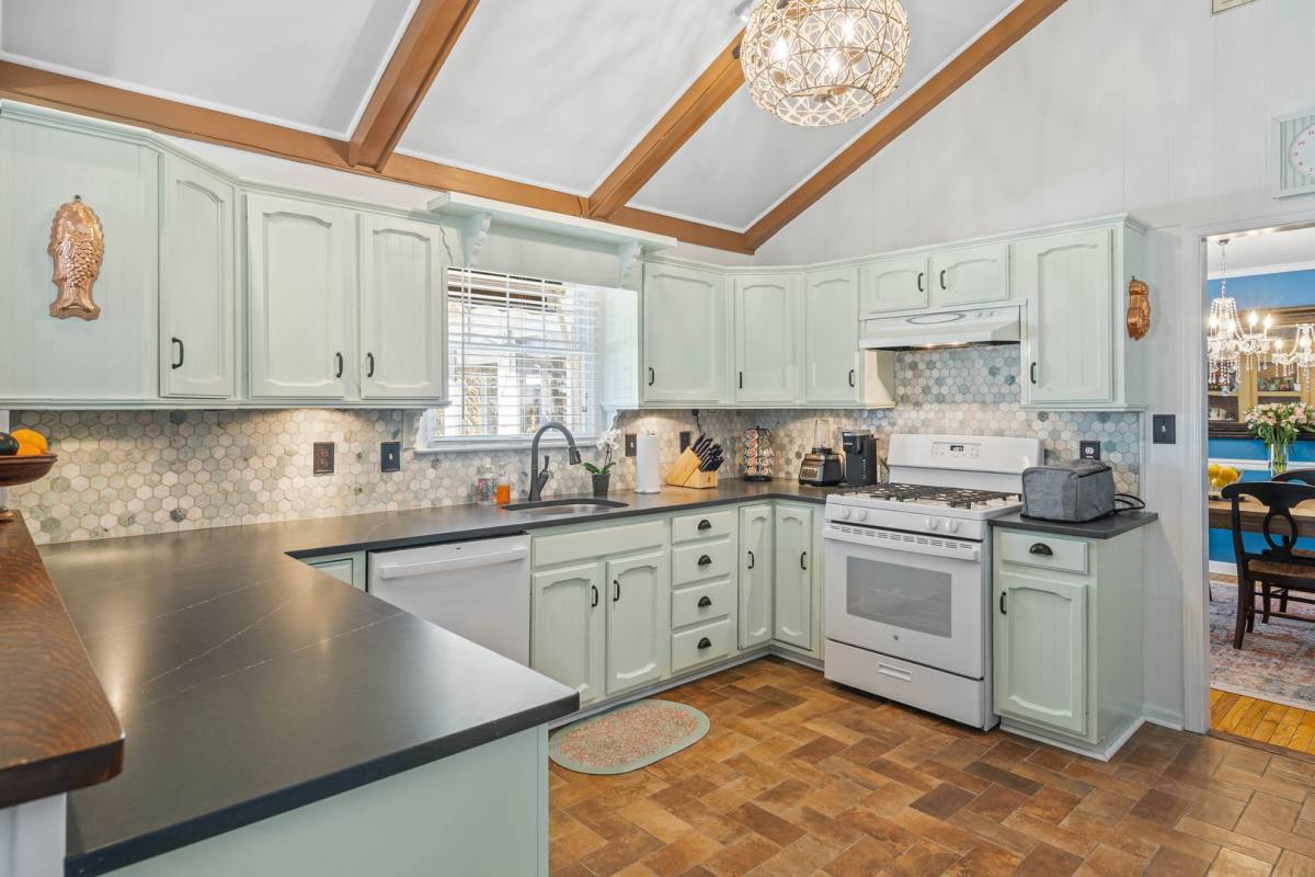 House for rent at 106 Kingsbridge Rd, Rehoboth Beach, DE 19971