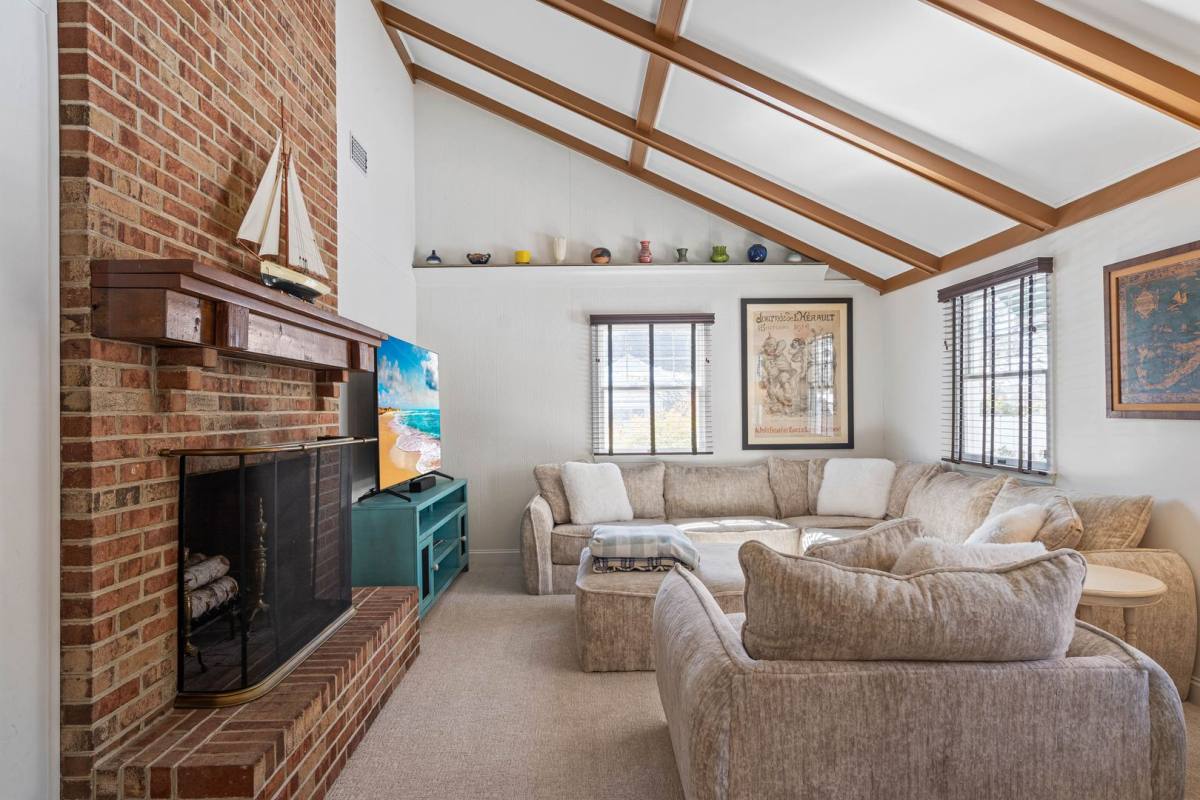 House for rent at 106 Kingsbridge Rd, Rehoboth Beach, DE 19971