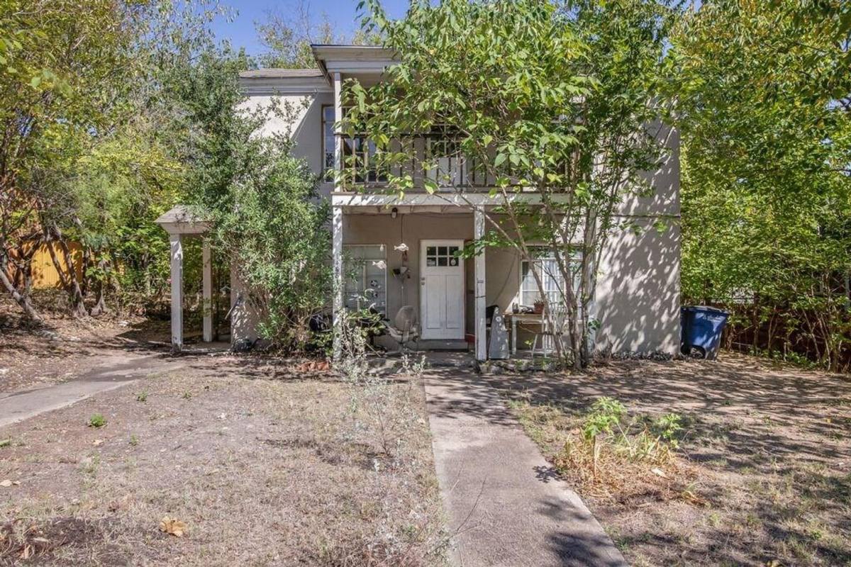 Apartment for rent at 1408 Kirkwood Rd, Austin, TX 78722