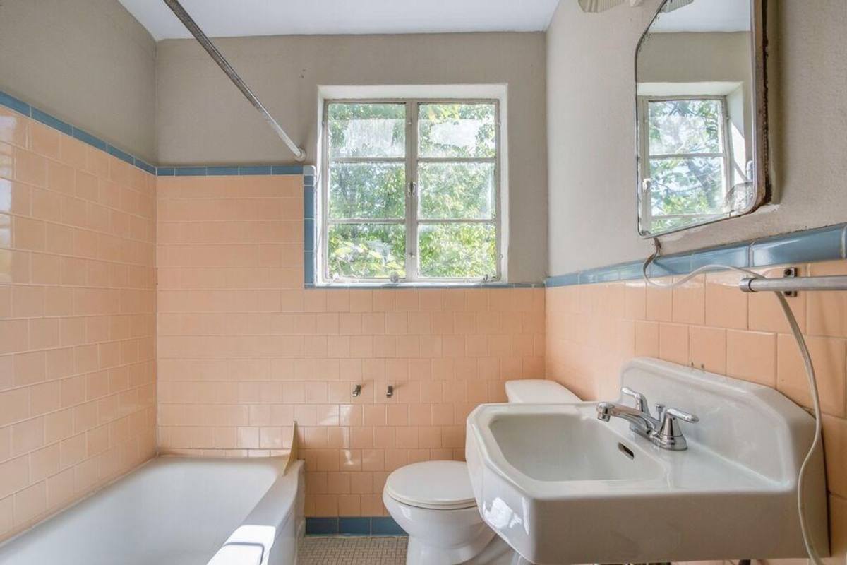 Apartment for rent at 1408 Kirkwood Rd, Austin, TX 78722