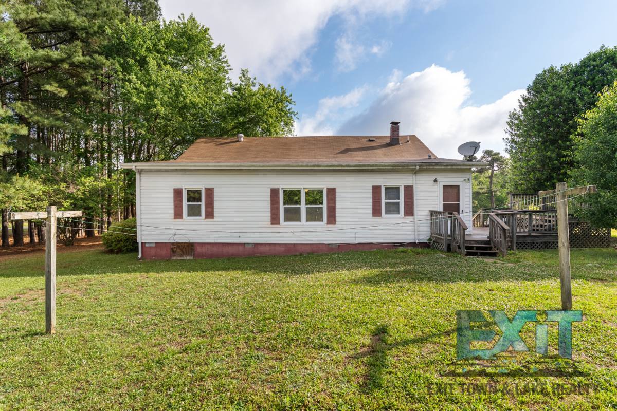 House for rent at 440 Thompson St, La Crosse, VA 23950