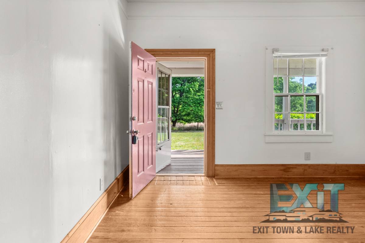 House for rent at 440 Thompson St, La Crosse, VA 23950