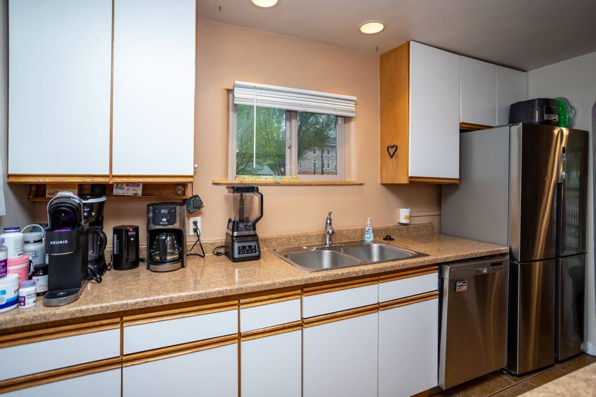 House for rent at 922 E High St, Colorado Springs, CO 80903