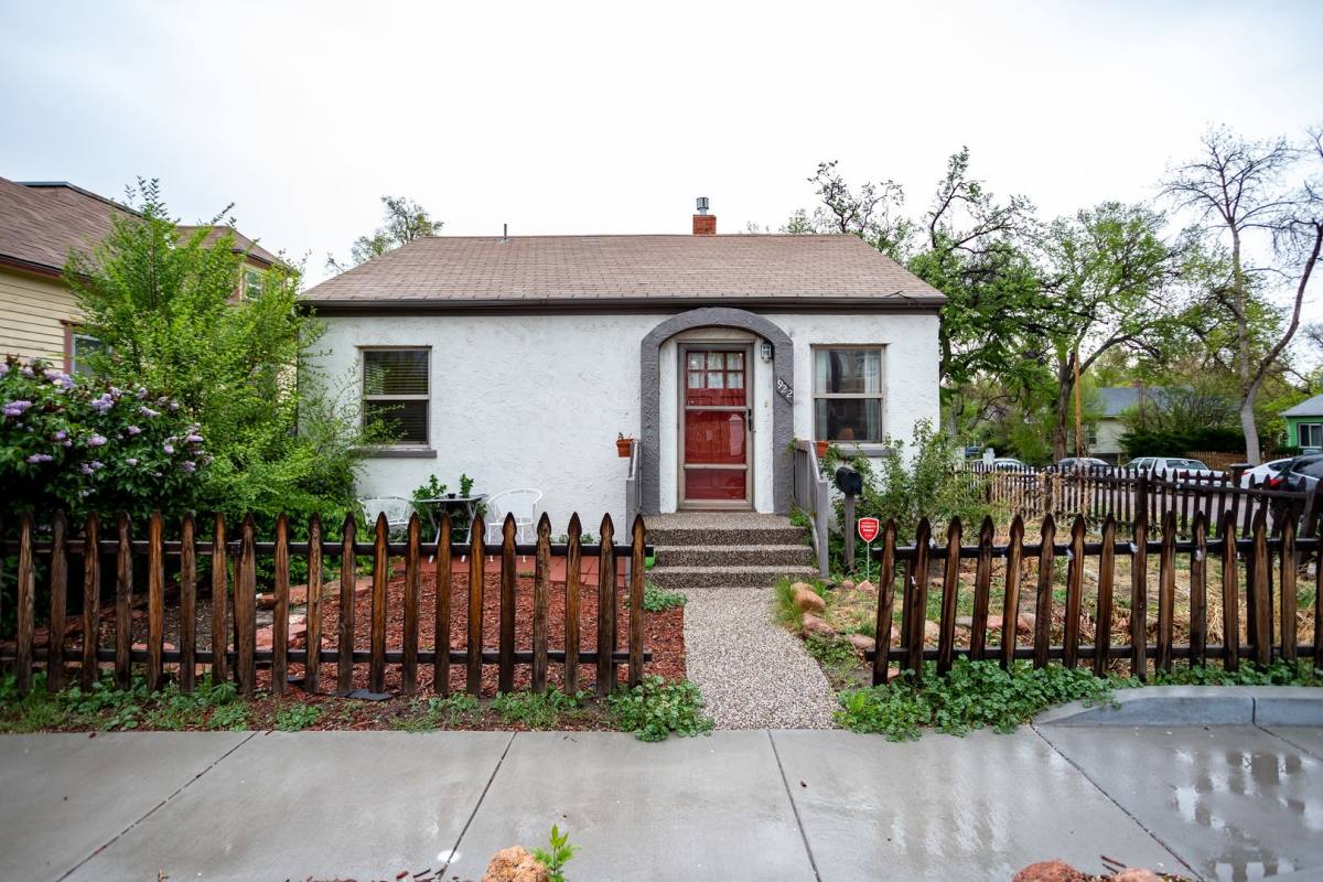 House for rent at 922 E High St, Colorado Springs, CO 80903